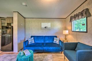 Lake Fork Getaway Tiny Home in Alba with BBQ! - 9