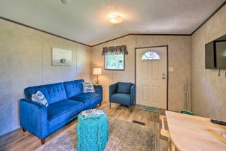 Lake Fork Getaway Tiny Home in Alba with BBQ! - 7