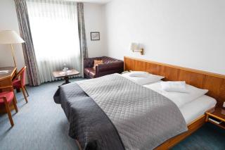 Hotel Maselheimer Hof - 0