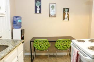 East Downtown Hideaway - 7