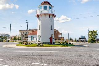 Radiant Beach Block Condo Parking Patio - Brigantine - 5