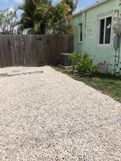 Modern Spanish Villa- Pool- By River-Tropical !!! - 3