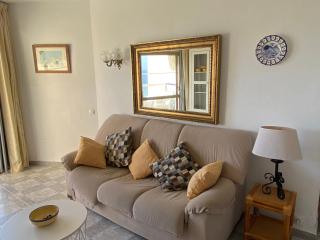 Cozy apartment with first line seaview in perfect location, near the Marina - Benalmádena - 5