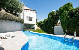 5 Bedroom Awesome Home In Alella - Alella - 0