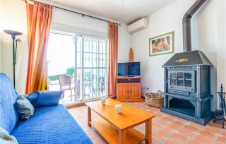 Amazing Apartment In Alcaucín - Alcaucín - 7