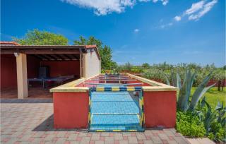 Stunning Home In Muntic - 5