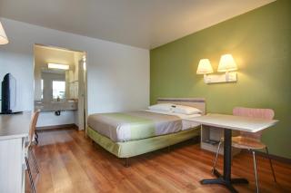 Motel 6-Elkton, MD - 1