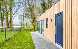 Pet Friendly Home In Heinkenszand - heinkenszand - 1