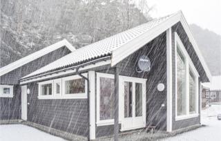 3 Bedroom Nice Home In Jelsa - Jelsa - 9