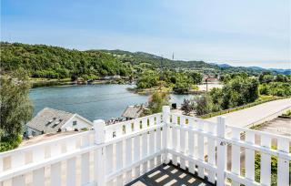 Amazing Home In Skjoldastraumen - 4