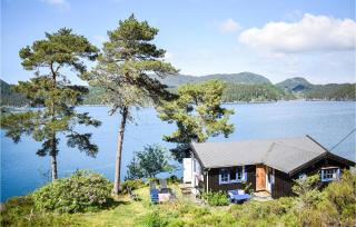 Gorgeous Home In Reksteren With Kitchen - Klinkholmen - 0