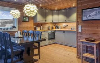 Cozy Home In Voss With Kitchen - - 6
