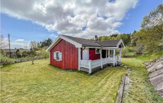 Amazing Home In Höviksnäs With Kitchen - Höviksnäs - 1