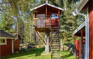 Amazing Home In Mariefred With Wifi - 4