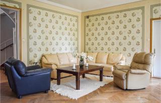 9 Bedroom Beautiful Home In Klockrike - 9