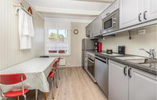 2 Bedroom Stunning Apartment In Åfarnes - Åfarnes - 9