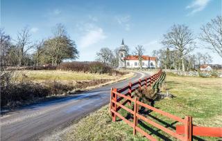 Pet Friendly Apartment In Johannishus - 1