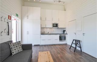 1 Bedroom Stunning Apartment In Kosta - Kosta - 8