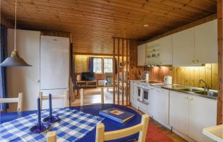 Awesome Home In Strömstad With Kitchen - Strömstad - 7