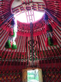 Turan Handmade Yurt with Heated Floors - Karakol - 8
