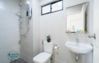 Meridin Medini Iskandar Puteri by RR JBcity - 2