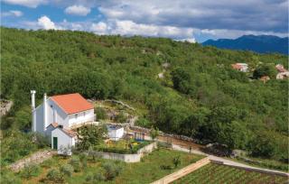 Three-Bedroom Holiday Home In Katuni - Katuni - 5