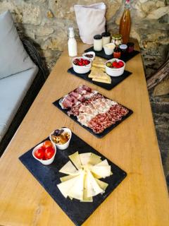 Apartment VILLA IRENA Great For a Family Holiday With Free Parking And EV Station - Ajdovščina - 8