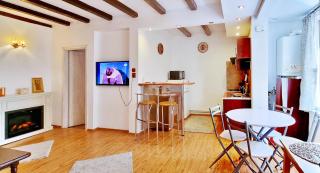 Apartament in vila langa Castelul Cantacuzino - Buşteni - 7