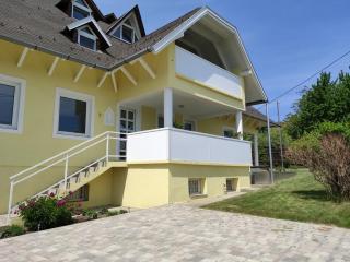 Szandra Apartmanház - Gyenesdiás - 9