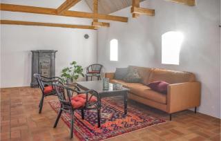 Beautiful Home In Staffanstorp With Wifi - 2