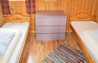 Awesome Home In Spangereid With Kitchen - Korshamn - 4