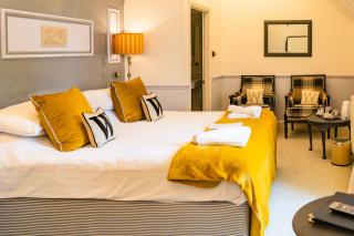 The Woodlands Hotel - 5