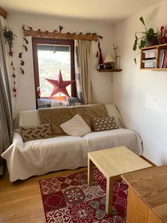 APPARTEMENT COSY ET ENSOLEILLÉ REBERTY 2000 VUE MONTAGNE - Levassaix - 0