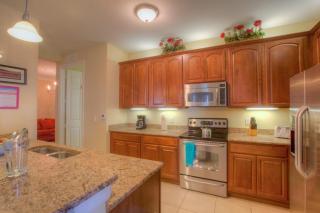 Lovely Third-Floor Vista Cay Resort Condo - Orlando - 3