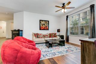 Newly Renovated 1st-Floor Condo at Vista Cay - Orlando - 3