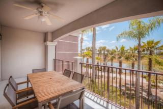 Beautiful LAKEVIEW Deluxe Condo Near Theme Parks - Orlando - 0