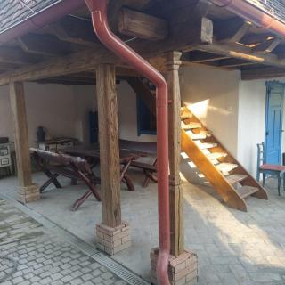 Székelyföld ,Siklódi Kő Vendégház, Tornácosház - Bartoştana - 1