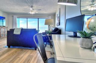 Chateaux Sunset Suites 408 - 9