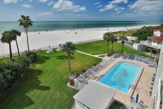 Lighthouse Pointe 402 - Clearwater Beach - 9