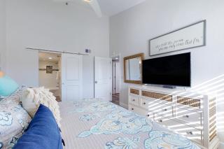 Intercoastal Condo 203 - Clearwater Beach - 2
