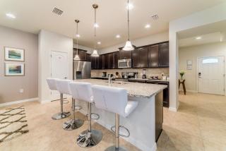 Beautiful townhome with splash pool and game room - Kissimmee - 5