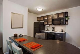 MainStay Suites- Kansas City Overland Park - Overland Park - 7
