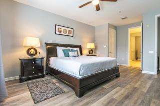 Beautiful Condo w Private Balcony Near Universal - Orlando - 1