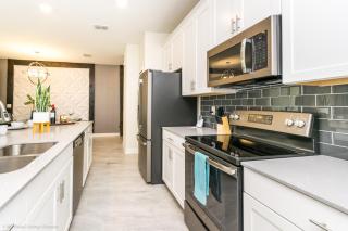Gorgeous Private Pool Townhome at Champions Gate - Davenport - 2