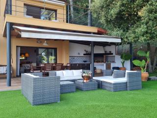 VILLA LA CALA with swimming pool & sea view, 10 min walk from the sea - 2