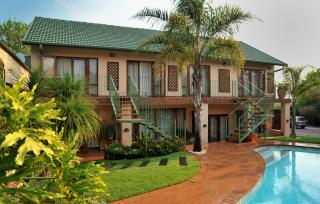 Claires of Sandton Luxury Guest House - Johannesburg - 8