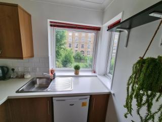 Swan Path Retreat - 2 Bedroom Apartment - Heybridge - 1