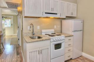 Bungalow Beach Place 2 - Clearwater Beach - 5