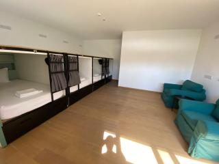Urban Habitat Capsule Beds - Nicosia - 0