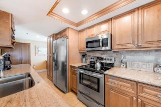 Water View 402 - 4